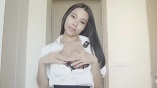 看到大雞巴的蕩婦房地產經紀人