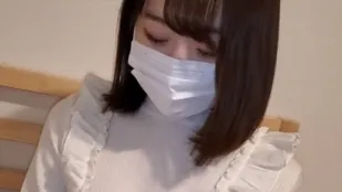 FC2PPV-2661773 麵包店的招牌女郎