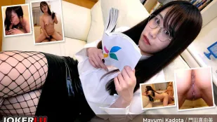 門田真由美從徹頭徹尾的書呆子變成了徹底的蕩婦
