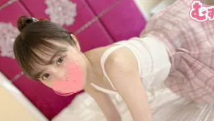 FC2PPV-4788712 頂級超短裙少婦按摩師