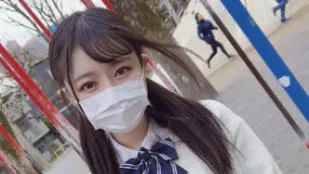 FC2PPV-3182226 漂亮黑辮女高中生