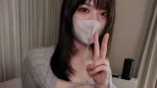 FC2PPV-4588560 神級身材美女在與男友同居的家中偷情