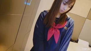 FC2PPV-1894709 離家出走的漂亮女孩正在尋找落腳之處
