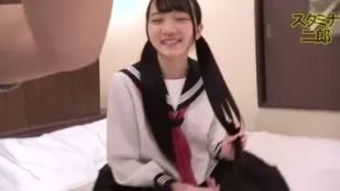 FC2PPV-1391669 來自東京的苗條女孩