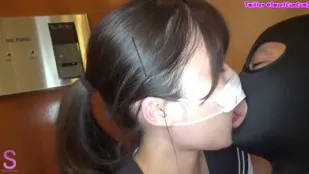 FC2PPV-1559602 來自頂級手淫專賣店的偶像級純情美女
