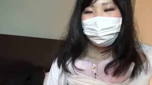 FC2PPV-895926 私拍胸部漂亮濕潤度高可愛的應屆畢業生梅子的內部射精幻想影片