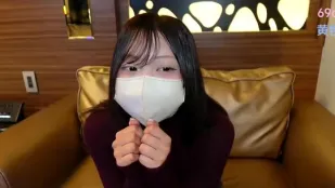 FC2PPV-4874414 初次體驗男子僅一人上個月還是處女的越南少女笑容如天使般可愛反應激烈導致我無法停止勃起瘋狂地讓她懷孕並射精