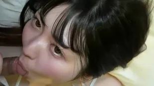 FC2PPV-4963927 十八歲美艷女友求子狂蹭射爆