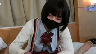 FC2PPV-3200401 十八歲初體驗巨乳處女神穴淪陷