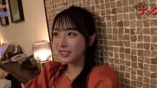 FC2PPV-4944864 白膚纖細半洋女公務員緊逼雙插