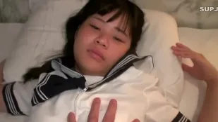 FC2PPV-4739038 黑髮長髮優等生制服禁戀