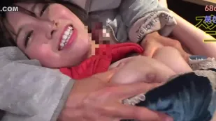 FC2PPV-4121695 性感模特兒妻與肌肉男汗流三人混戰