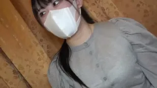 FC2PPV-4463217 街上發現完全素人美女帶到酒店