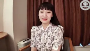 FC2PPV-4693924 露臉素人女孩為做H的事而來