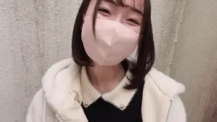 FC2PPV-4330669 今年20歲女大學生