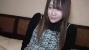 FC2PPV-4025291 與身高173cmE罩杯酷似梅露的美女激情性愛