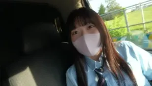 FC2PPV-3808415 剛成年的小美女