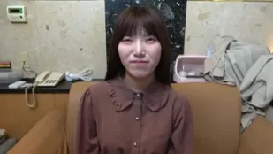 FC2PPV-3139540 對因態度冷淡的偶像般美女進行了內射