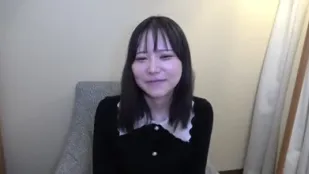 FC2PPV-3170088 和黑髮乾淨的知名企業千金一起玩