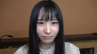 FC2PPV-3094833 擁有白皙纖細身材和偶像級顏值的清純少女