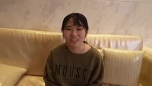 FC2PPV-4703233 從地方遠赴都市性經驗幾乎為零的純情女孩