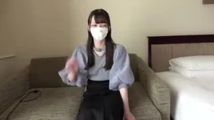 FC2PPV-2973136 與清純美女的長時間性愛