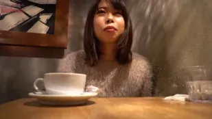 FC2PPV-2684116 把新婚妻子送到家裡給朋友內射