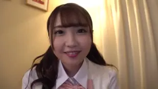 FC2PPV-1750583 放學後和擁有可愛翹臀和偶像臉的女孩做愛