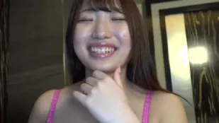 FC2PPV-1751991 黑髮女大學生渚醬