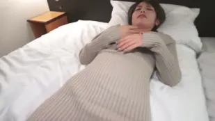FC2PPV-1732996 身材超級苗條的女孩性慾旺盛