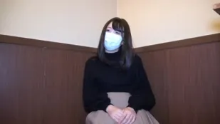 FC2PPV-1606858 在機場工作的純潔女孩