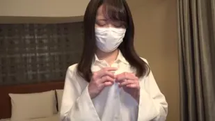 FC2PPV-1302457 可愛豐滿的性感女孩