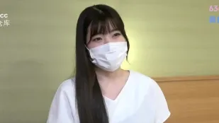 FC2PPV-3164694 美麗直率的女孩從未體驗過性高潮